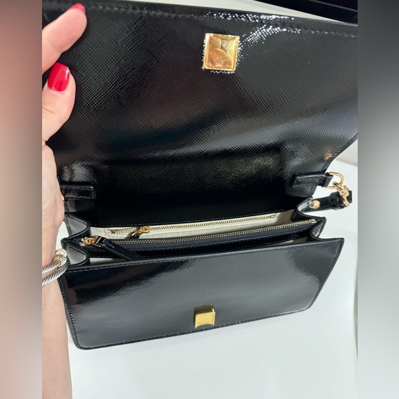 Tory Burch Patent Leather Shoulder/Crossbody Purse - Picture 6 of 7